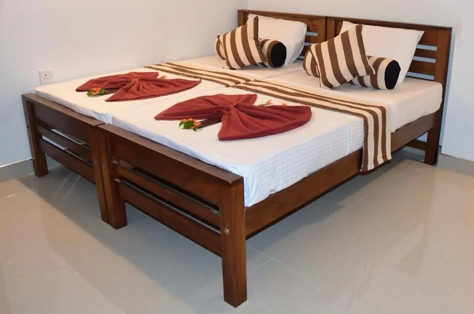 Sarala Residence كاندي فندق