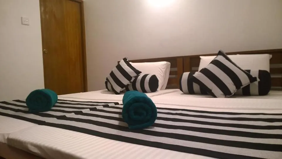 Sarala Residence كاندي